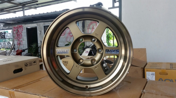 Te37 ขอบ16 กว้าง8 ใหม่ Te37 ขอบ16 กว้าง8 ใหม่