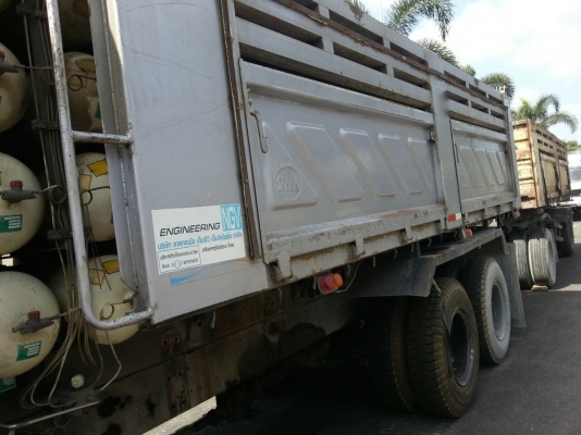 รถนิสสัน 10 ล้อดั้ม UD  320 แรงม้า. ปี 50.  ( ขาย แม่ , ลูก. )   สนใจติดต่อ  081 - 6079515