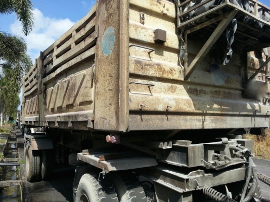 รถนิสสัน 10 ล้อดั้ม UD  320 แรงม้า. ปี 50. ( ขาย แม่ , ลูก. )    สนใจติดต่อ  081 - 6079515