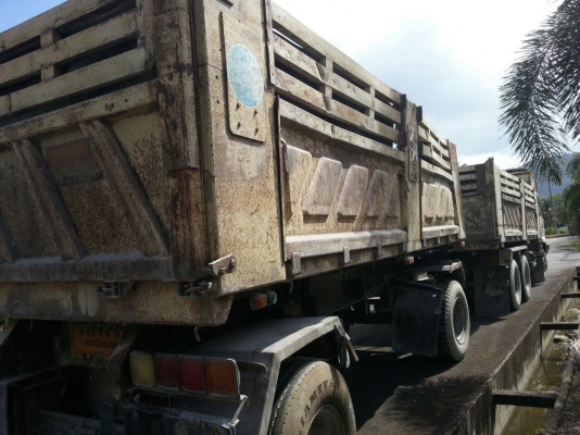 รถนิสสัน 10 ล้อดั้ม UD  320 แรงม้า. ปี 50. ( ขาย แม่ , ลูก. )    สนใจติดต่อ  081 - 6079515