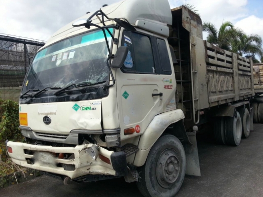 รถนิสสัน 10 ล้อดั้ม UD  320 แรงม้า. ปี 50. ( ขาย แม่ , ลูก. )    สนใจติดต่อ  081 - 6079515