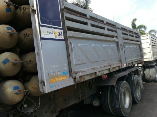 รถนิสสัน 10 ล้อดั้ม UD  320 แรงม้า. ปี 50. ( ขาย แม่ , ลูก. )    สนใจติดต่อ  081 - 6079515