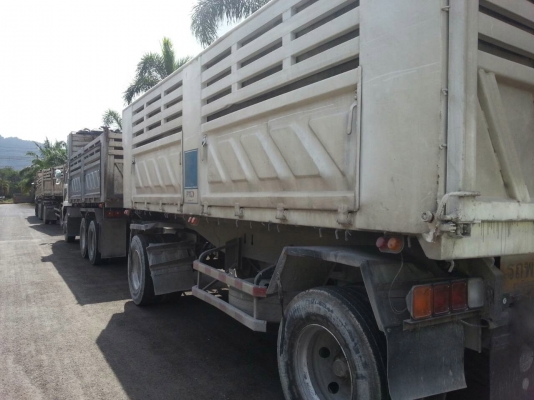 รถนิสสัน 10 ล้อดั้ม UD  320 แรงม้า. ปี 50. ( ขาย แม่ , ลูก. )    สนใจติดต่อ  081 - 6079515