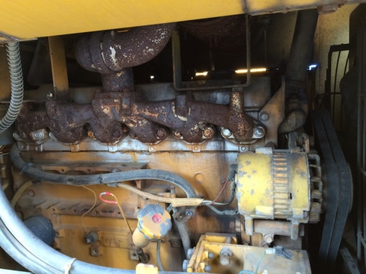 Komatsu WA100-1 SN: 30489 เพิ่งถึงเมืองไทย รอประกอบห้องเก๋ง สภาพสวยครับ ไม่แพงครับ