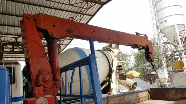 ขาย 6 ล้อ ISUZU TLD53 ติดเครน UNIC 3 ตัน 3 ปลอก เครื่อง 4BC2 100 แรงม้า คัสซีสวย หัวเก๋งยกได้ แต่งเกียร์สั้นแล้ว ทะเบียนครบพร้อมโอนครับ