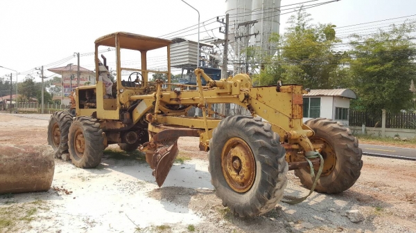 ขายตามสภาพ รถเกรด CAT เอกสารเล่มทะเบียนครบ เครื่องสตาร์ทติด เช็คแค่ระบบเกียร์ใช้งานได้เลยครับ