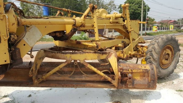 ขายตามสภาพ รถเกรด CAT เอกสารเล่มทะเบียนครบ เครื่องสตาร์ทติด เช็คแค่ระบบเกียร์ใช้งานได้เลยครับ