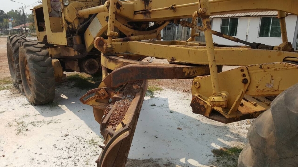 ขายตามสภาพ รถเกรด CAT เอกสารเล่มทะเบียนครบ เครื่องสตาร์ทติด เช็คแค่ระบบเกียร์ใช้งานได้เลยครับ