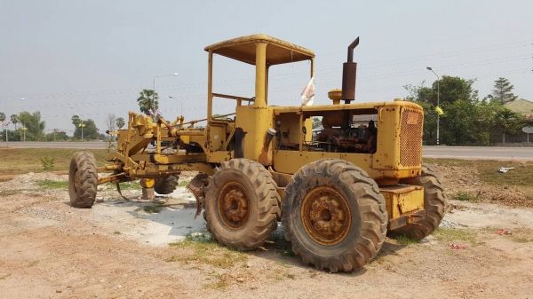 ขายตามสภาพ รถเกรด CAT เอกสารเล่มทะเบียนครบ เครื่องสตาร์ทติด เช็คแค่ระบบเกียร์ใช้งานได้เลยครับ