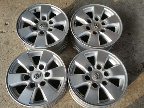 ขายล้อแม็กTOYOTA PRERUNNER ขอบ15" 6รู  4 ล้อ
