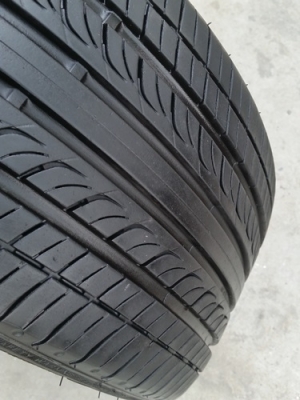 ขายยาง225/40/18 ปี 15 Deestone  2 เส้น