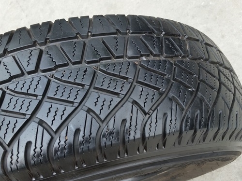 ขายยาง225/70/15 ปี 4014 MICHERLIN CROSS  4 เส้น