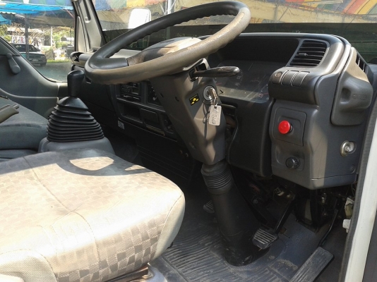 ขายรถ 6ล้อISUZU NQR โฉมปีศาจ คอกยาว 5.50เมตร ปี06