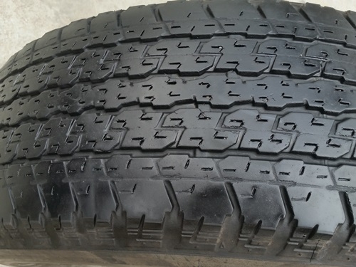 ขายยาง265/70/16 ปี 2913  BRIDGESTONE 840  4 เส้น