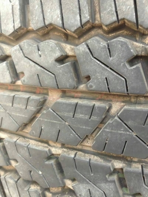 ล้อ toyota revo ขอบ 17 พร้อมยาง bridgestone ปี 15 ถอดป้ายแดงชุดล่ะ 24500