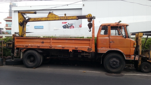 ุู6ล้อฮีโน่ KR 320 ติดเครนสภาพดีเครื่อง EH 700ช่วงล่างใหญ่