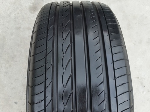 ายยาง225/55/16 ปี 2613 YOKOHAMA dB  4  เส้น