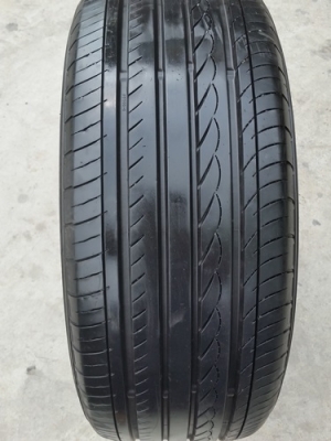 ายยาง225/55/16 ปี 2613 YOKOHAMA dB  4  เส้น