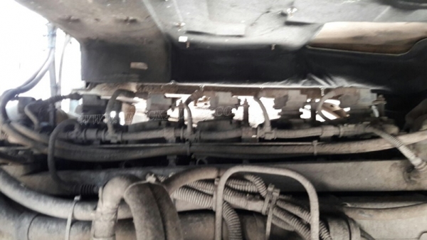 10 ล้อพ่วงดัมพ์ ยี่ห้อ SINO TRUCK รุ่น SWZ10 เครื่อง  6 สูบ  345 แรงม้า