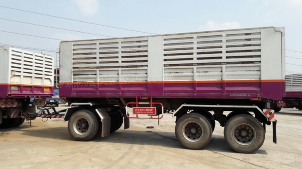 10 ล้อพ่วงดัมพ์ ยี่ห้อ SINO TRUCK รุ่น SWZ10 เครื่อง  6 สูบ  345 แรงม้า