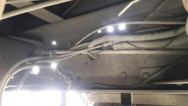 10 ล้อพ่วงดัมพ์ ยี่ห้อ SINO TRUCK รุ่น SWZ10 เครื่อง  6 สูบ  345 แรงม้า