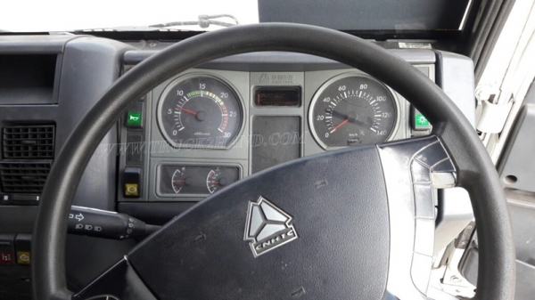 10 ล้อพ่วงดัมพ์ ยี่ห้อ SINO TRUCK รุ่น SWZ10 เครื่อง  6 สูบ  345 แรงม้า