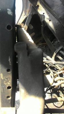 10ล้อหัวลาก 225แรง รถห้างแท้ FN527F...รถสวย...สภาพดีพร้อมใช้. เล่มพร้อม