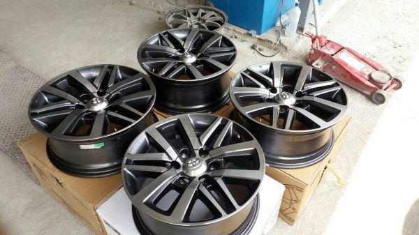 ล้อ fortuner ขอบ 18ถอดป้ายแดง ชุดล่ะ 13000
