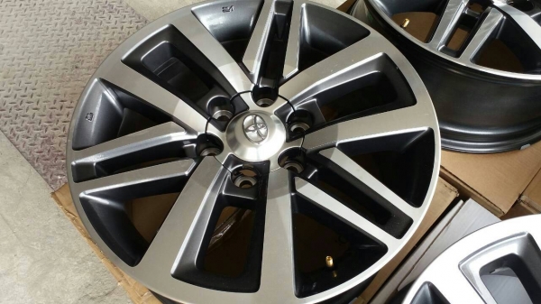 ล้อ fortuner ขอบ 18ถอดป้ายแดง ชุดล่ะ 13000