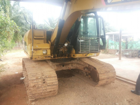 ขออนุญาติขายรถ 312D กะบอกดำ  9000 กว่า เอกสารเล่มราคา  1350000 สนใจติดต่อ  0853224877-=0988930465