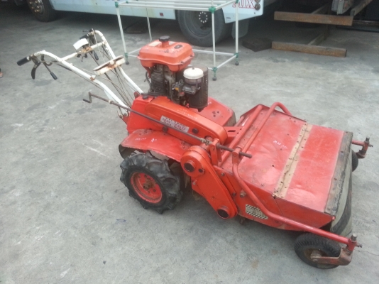 ขายรถตัดหญ้าแบบเดินตาม