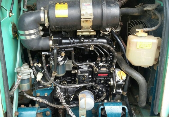 ขออนุญาติขายรถ YANMA B37-2  ปั้มนิ้วคอลโทลน้ำมันพร้อมใช้ สภาพสวย  ราคา  295000สนใจติดต่อ  0853224877-=0988930465