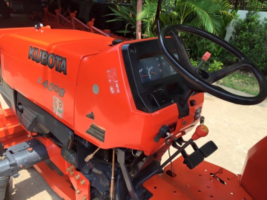 ขายรถไถKubota L4508 (4WD) พร้อมใบมีดหน้าและผานบุกเบิกLCSใหม่ รถพร้อมใช้งาน
