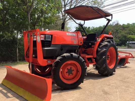 ขายรถไถKubota L4508 (4WD) พร้อมใบมีดหน้าและผานบุกเบิกLCSใหม่ รถพร้อมใช้งาน