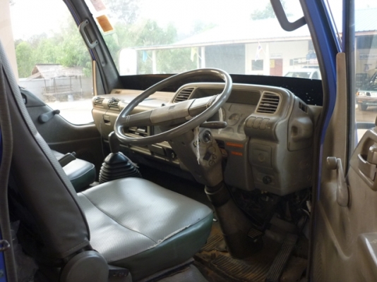 รถบ้าน 6 ล้อ มือสองครับ จอดไม่ได้ไช้แล้วครับ.