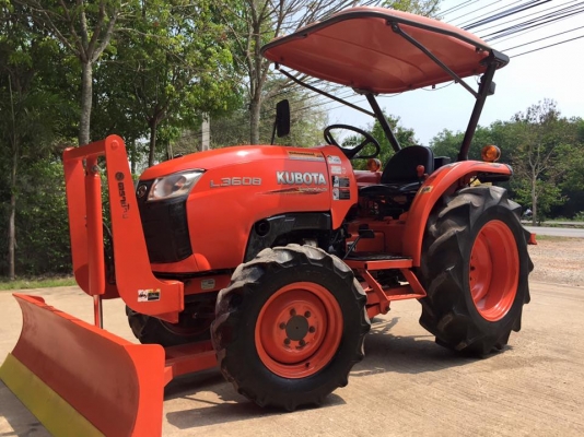 ขายรถไถ Kubota L3608(4WD) พร้อมใบมีดและผานพรวนLCSใหม่ รถพร้อมใช้งาน