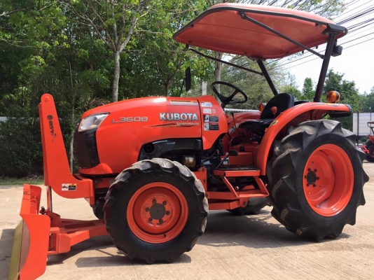 ขายรถไถ Kubota L3608(4WD) พร้อมใบมีดและผานพรวนLCSใหม่ รถพร้อมใช้งาน