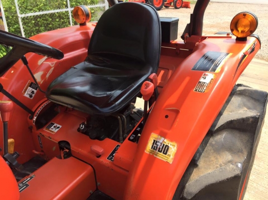 ขายรถไถ Kubota L3608(4WD) พร้อมใบมีดและผานพรวนLCSใหม่ รถพร้อมใช้งาน
