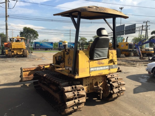 ขออนุญาติขายรถMITSUBHISHI  BD2G  สวยพร้อมใช้งานราคา 185000สนใจติดต่อ  0853224877-=0988930465