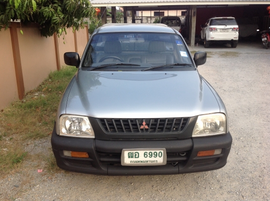 มิตซูบิชิสตราด้า ตอนเดียว