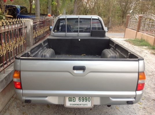 มิตซูบิชิสตราด้า ตอนเดียว