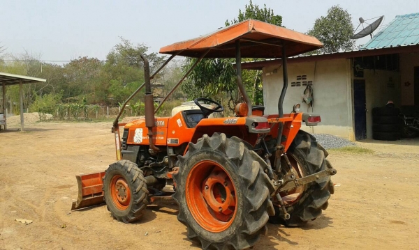 ขาย รถไถ KUBOTA L3408 ปี 50 เอกสารเล่มทะเบียนครบ อุปกรณ์มีผานดันหน้า ผาน 5 ผานยกร่อง