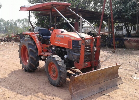 ขาย รถไถ KUBOTA L3408 ปี 50 เอกสารเล่มทะเบียนครบ อุปกรณ์มีผานดันหน้า ผาน 5 ผานยกร่อง