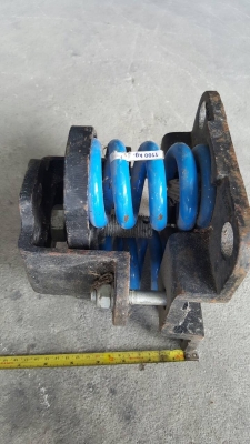 สปริงแท่นเครื่อง สปริงแท่นเครื่อง