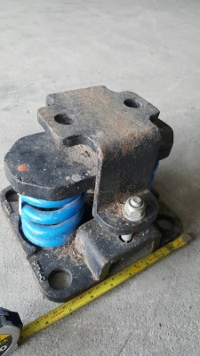 สปริงแท่นเครื่อง สปริงแท่นเครื่อง