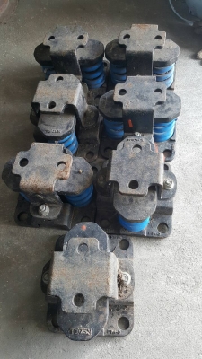 สปริงแท่นเครื่อง สปริงแท่นเครื่อง