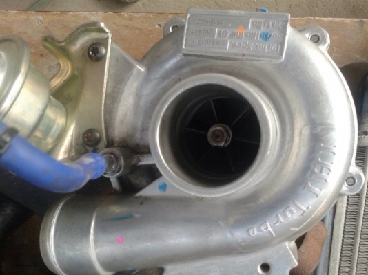 ขายเทอร์โบ มิตซูบิชิ ไทรทั้น 2.5 cc ของติดรถ วิ่งได้20000โล ทั้งชุด เทอร์โบ อินเตอร์พร้อมท่อยาง ราคา8500 ต่อรองได้