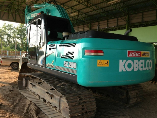 ขออนุญาติขายSK200 SUPURX  ชั่วโมง 4000 กว่า เอกสาร พร้อมโอนราคา  2700000 สนใจติดต่อ  0853224877-=0988930465