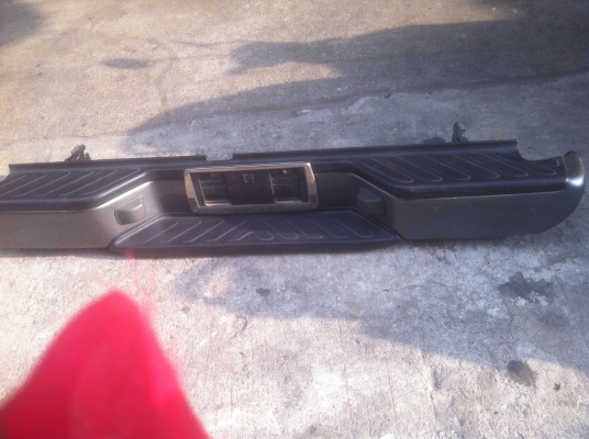 กันชนหลังนาวาร่าถอดสวยๆครับ