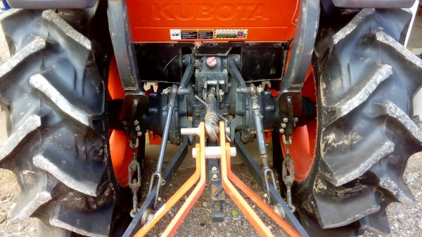 ขายรถไถคูโบต้า  KUBOTA     L4708 SP(4WD)  สีเดิมจากโรงงานทั้งคัน